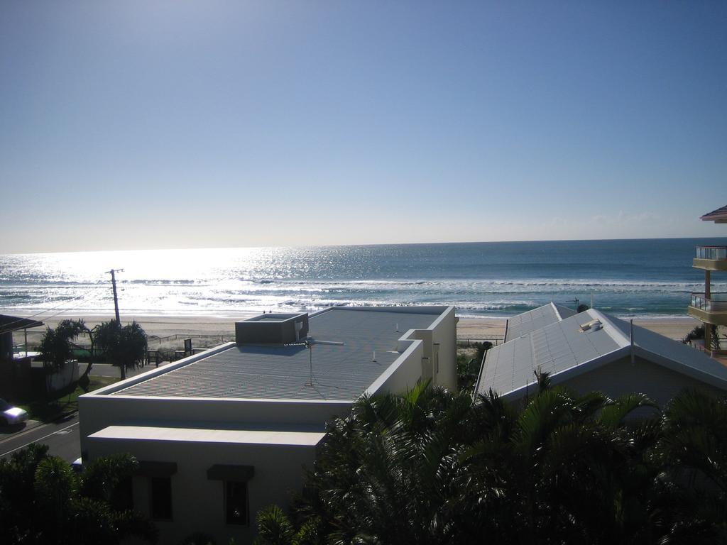 Casablanca Palms Hotel Gold Coast Exterior photo